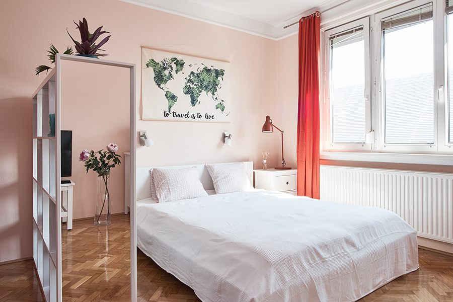 Enteriőr fotózás, építészeti és épület fényképezés. Kiadó és eladó lakások fotózása, Airbnb lakás fényképezés, különféle fotózás csomag árak választhatóak.